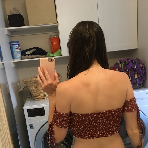 Cute Summer Crop Top - Picture 3 of 6